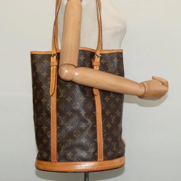 LOUIS VUITTON Monogram Bucket GM Shoulder Bag M42236 LV Auth 134563 - Picture 1 of 16